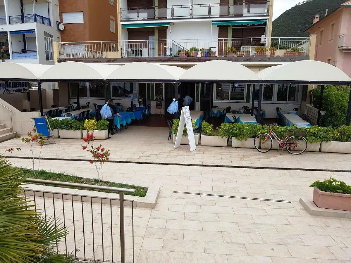 Albergo La Lampara Deiva Marina
